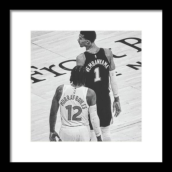 Wemby on the Court - Framed Print