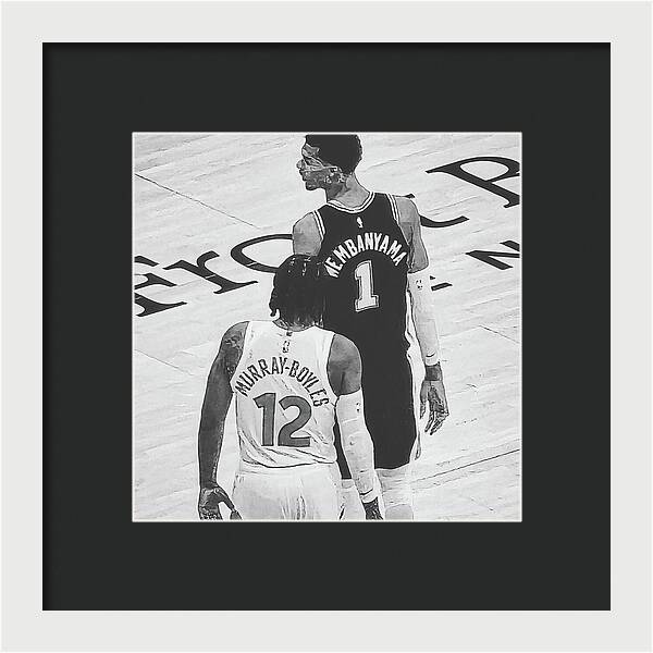 Wemby on the Court - Framed Print