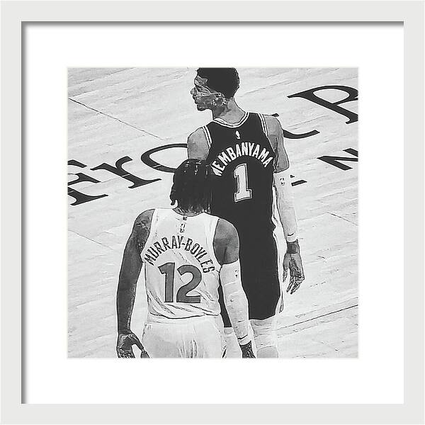 Wemby on the Court - Framed Print